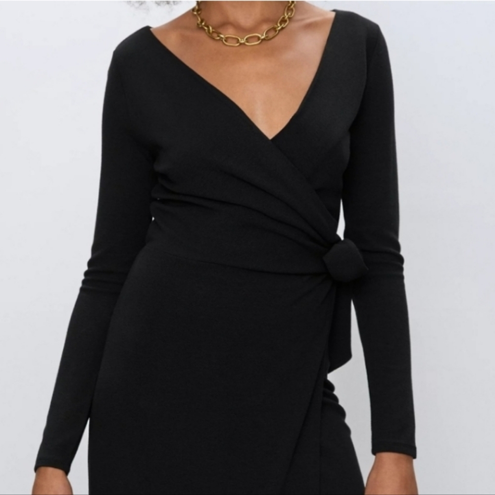 ARITZIA BABATON Midi Wrap Dress M